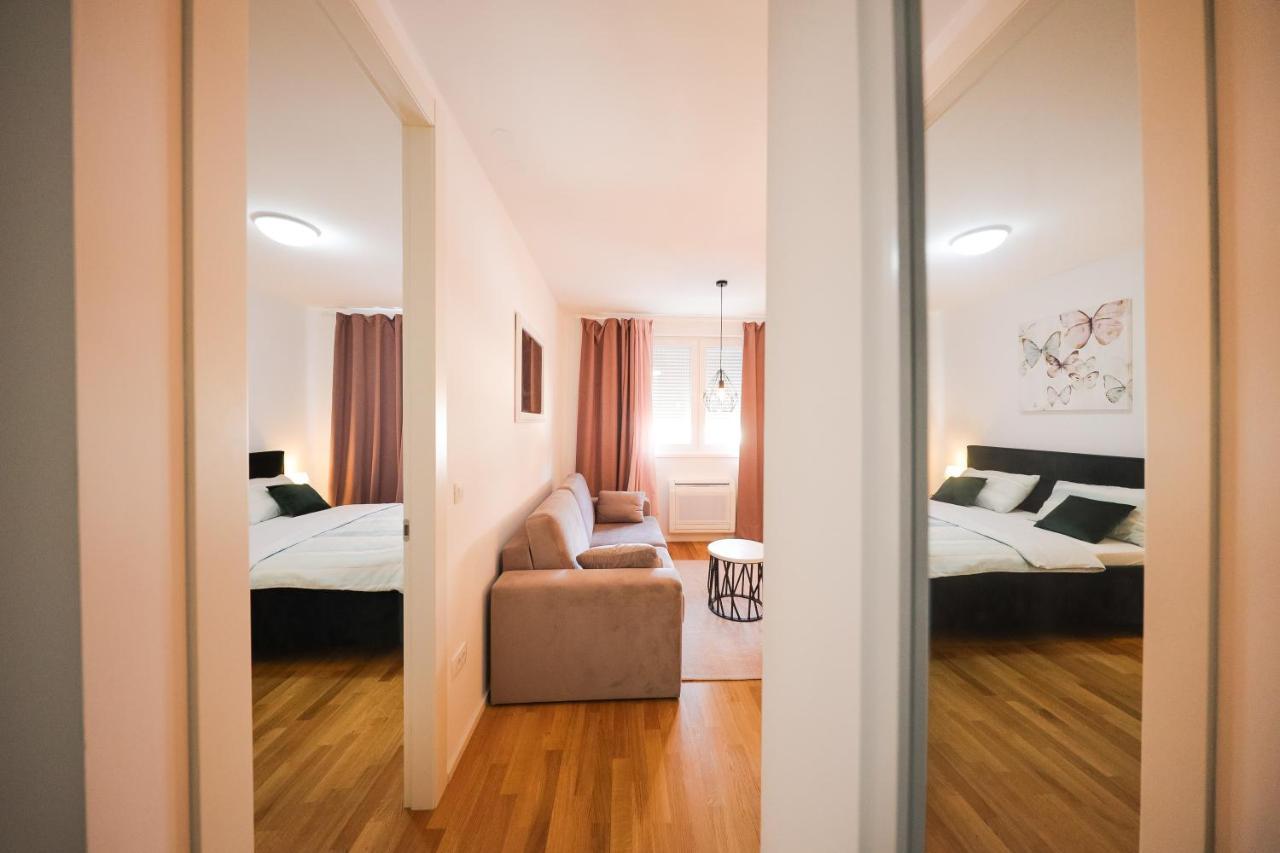 Apartment Cherry